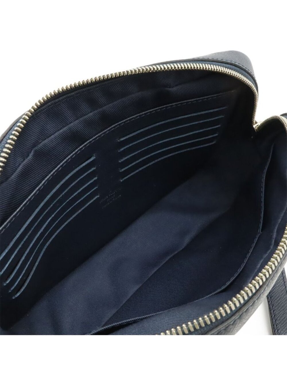 Louis Vuitton Taiga Pochette Kasai Clutch Handbag Blue Marine Navy - Picture 5 of 8